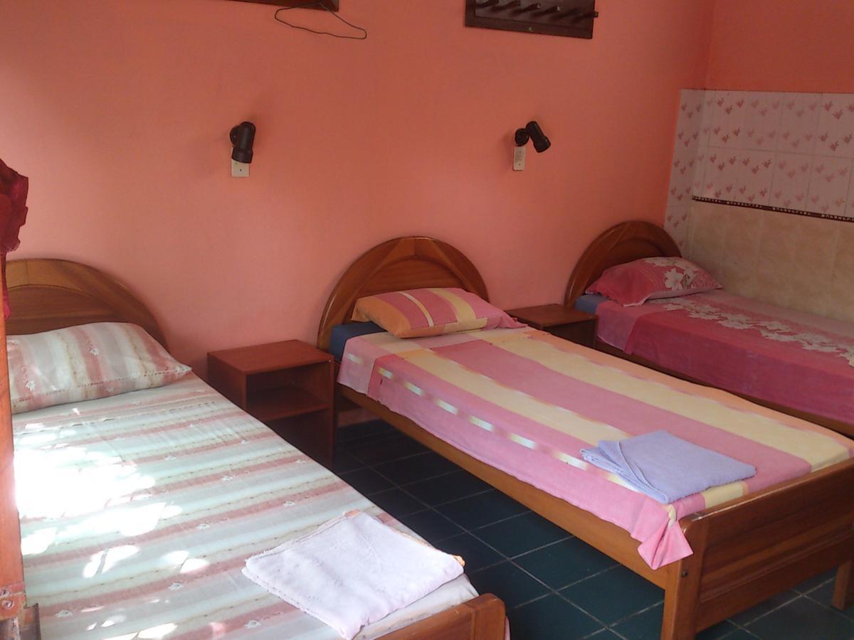 Hostal Santa Ana 鲁雷纳瓦克 外观 照片